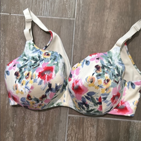 Cacique Red and Pink Underwire Bra Intimates - Picture 1 of 4